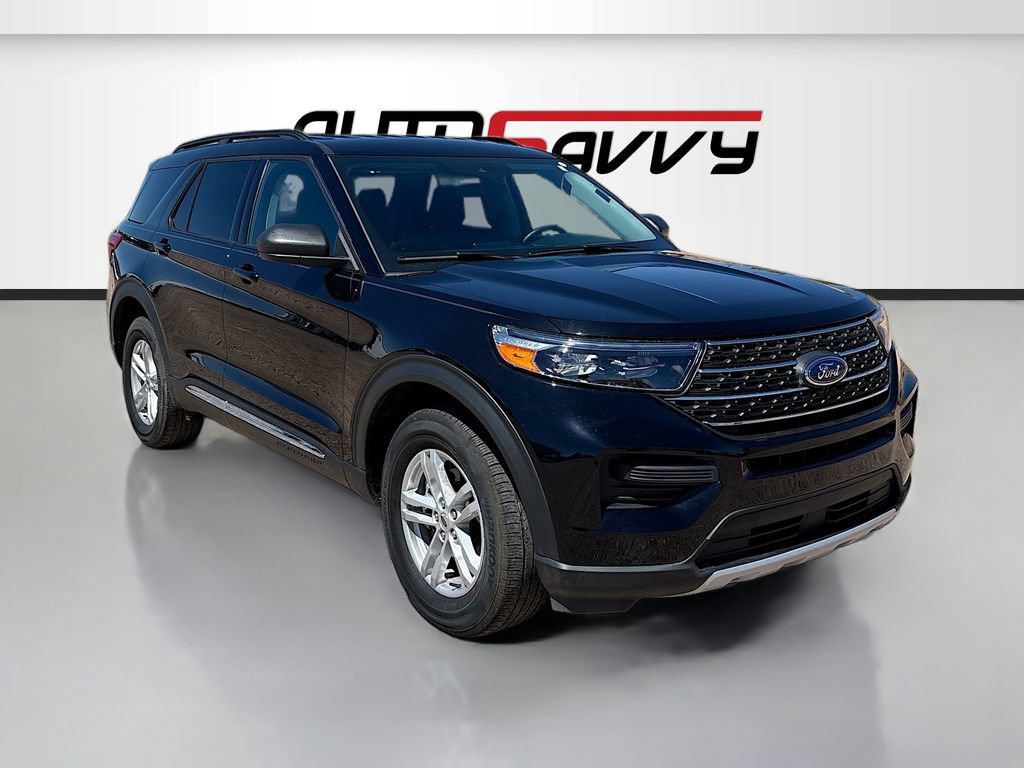 Used 2024 Ford Explorer XLT AWD/4WD image 1