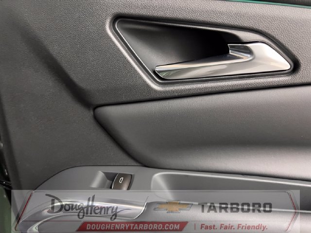 New 2027 Chevrolet Traverse RS w/ LPO, Floor Liner Package FWD image 35