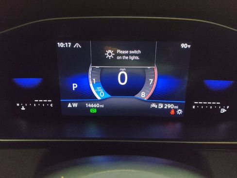 Used 2025 Volkswagen Jetta SE FWD image 23