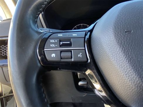 Used 2023 Honda CR-V EX-L image 9