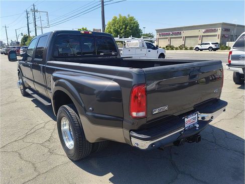 Used 2005 Ford F350 Lariat RWD image 16