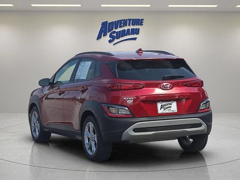 Used 2023 Hyundai Kona SEL w/ Cargo Package FWD image 5