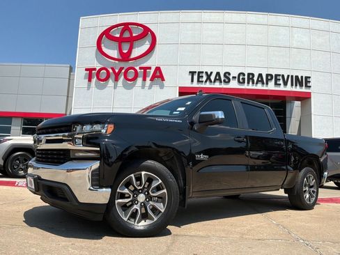 Used 2021 Chevrolet Silverado 1500 LT w/ Texas Edition Plus RWD image 2