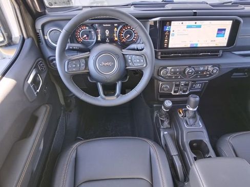 New 2026 Jeep Gladiator Sport image 13
