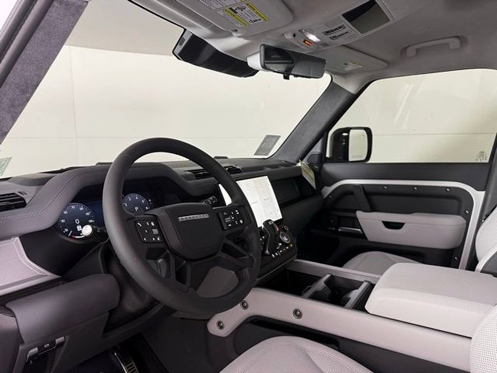 New 2026 Land Rover Defender 110 V8 AWD/4WD image 16