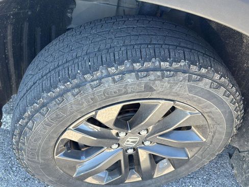 Used 2023 Honda Ridgeline Sport image 3