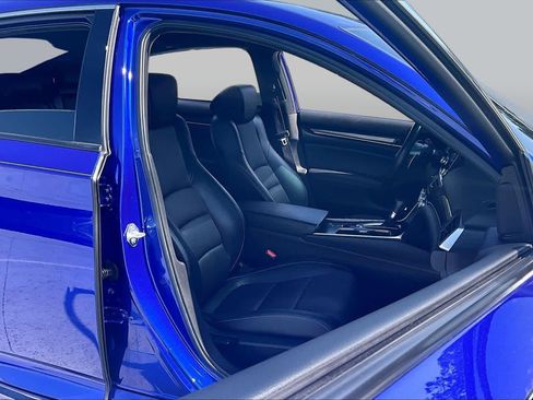 Used 2022 Honda Accord Sport image 9