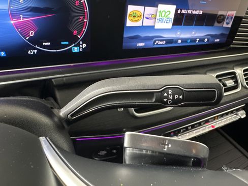 Used 2025 Mercedes-Benz GLE 350 4MATIC image 21