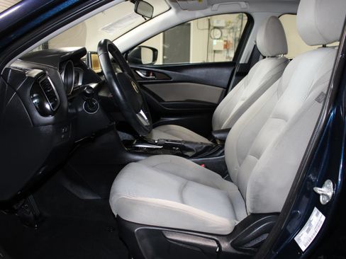 Used 2016 MAZDA MAZDA3 i Touring FWD image 8