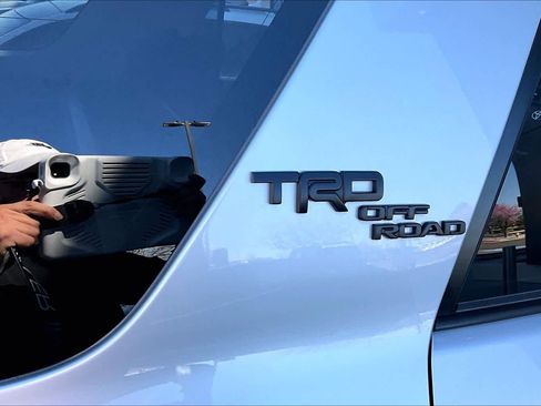 Used 2022 Toyota 4Runner TRD Off-Road image 10