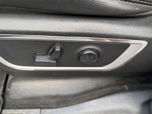 Used 2021 RAM 1500 Laramie w/ Sport Appearance Package image 13