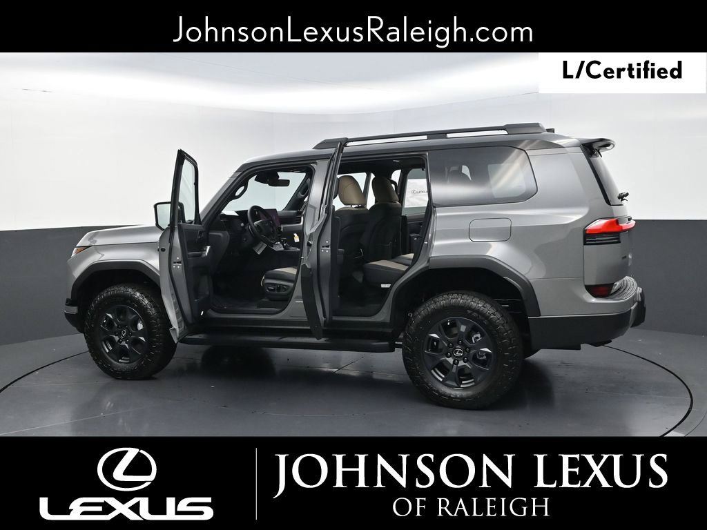 Used 2025 Lexus GX 550 AWD/4WD image 39