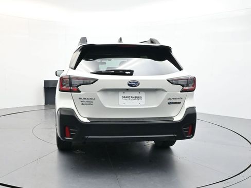 Used 2020 Subaru Outback Premium image 6