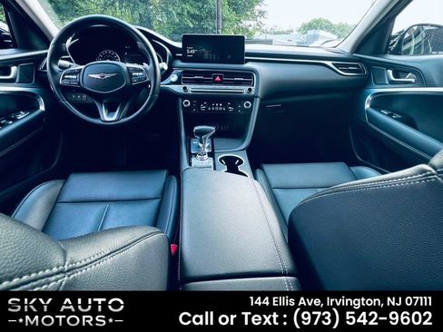 Used 2025 Genesis G70 2.5T AWD/4WD image 7
