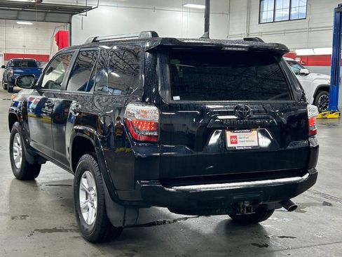 Certified 2020 Toyota 4Runner SR5 image 3