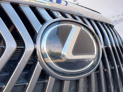 Used 2019 Lexus ES 350 image 2