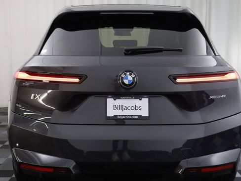 New 2026 BMW iX xDrive45 w/ Premium Package image 16