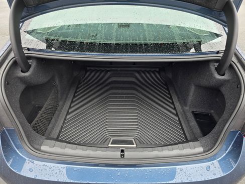 Certified 2025 BMW 330i xDrive Sedan w/ Premium Package image 30