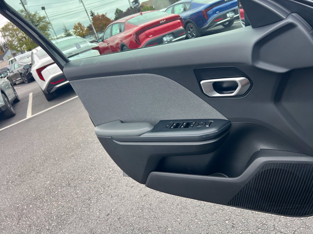 Used 2025 Kia K4 EX FWD image 14