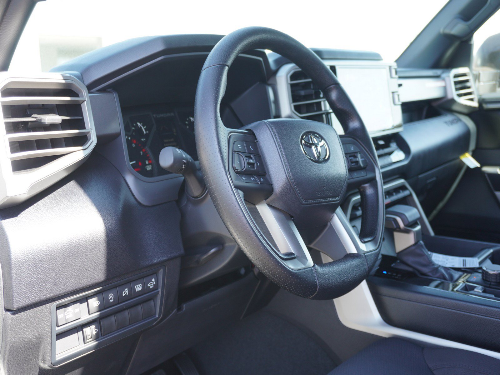 New 2026 Toyota Tundra SR5 w/ SR5 Convenience Package AWD/4WD image 20