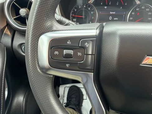 Used 2024 Chevrolet Blazer LT w/ Convenience Package FWD image 25