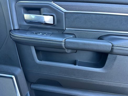 Used 2025 RAM 2500 Laramie image 20