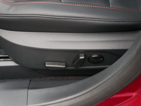Used 2025 Ford Mustang Mach-E Premium w/ Sport Appearance Package AWD/4WD image 15