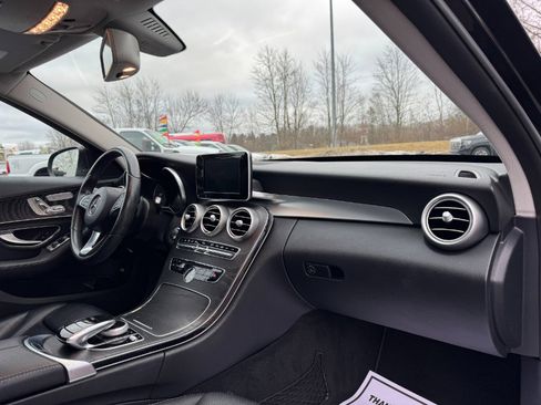 Used 2015 Mercedes-Benz C 300 4dr Sdn C 300 4MATIC image 19