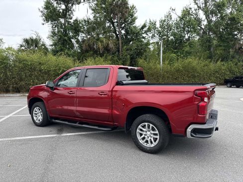 Used 2021 Chevrolet Silverado 1500 LT AWD/4WD image 5