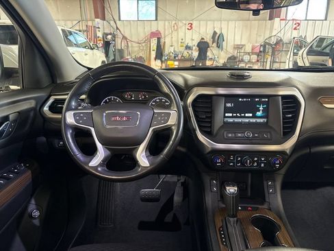 Used 2019 GMC Acadia SLE w/ Driver Alert Package I FWD image 17