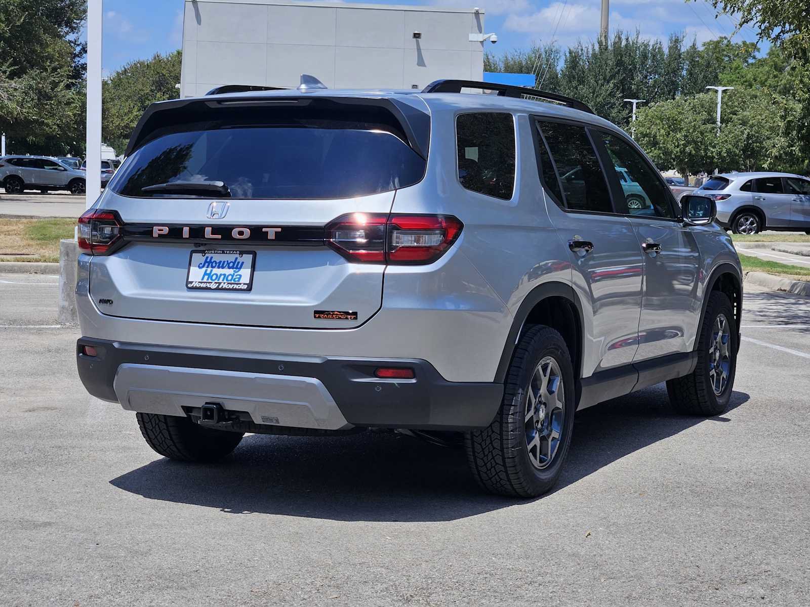 New 2026 Honda Pilot TrailSport image 4