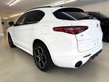 Used 2022 Alfa Romeo Stelvio Veloce image 5