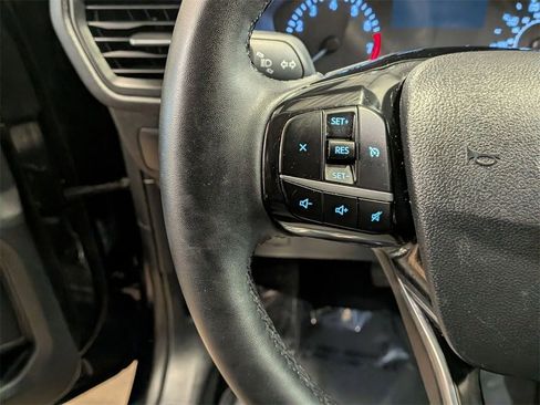 Used 2021 Ford Escape SE w/ Cold Weather Package image 19