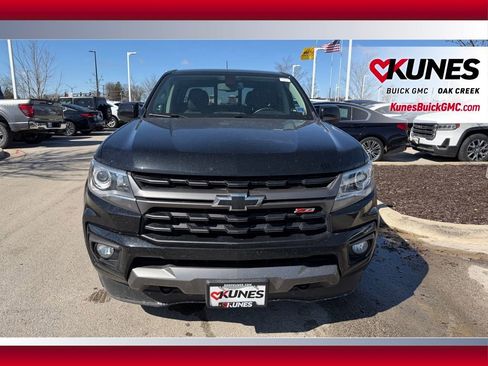 Used 2021 Chevrolet Colorado Z71 image 3