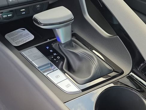 New 2026 Hyundai Elantra SEL Sport FWD image 34