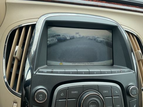Used 2013 Buick LaCrosse Leather FWD image 20