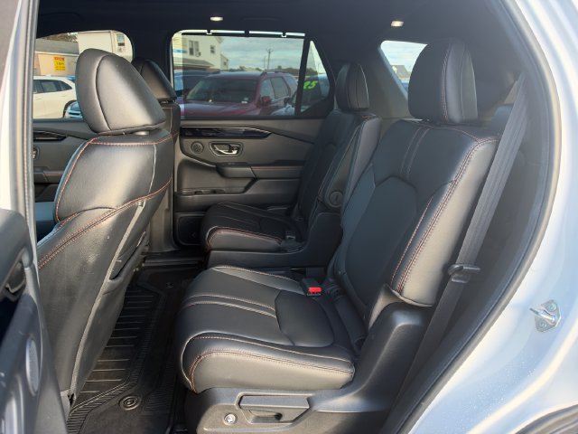 Used 2024 Honda Pilot TrailSport image 17