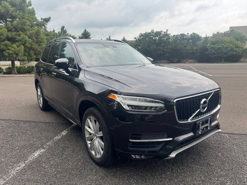 Used 2016 Volvo XC90 T6 Momentum w/ Momentum Plus Package AWD/4WD image 6