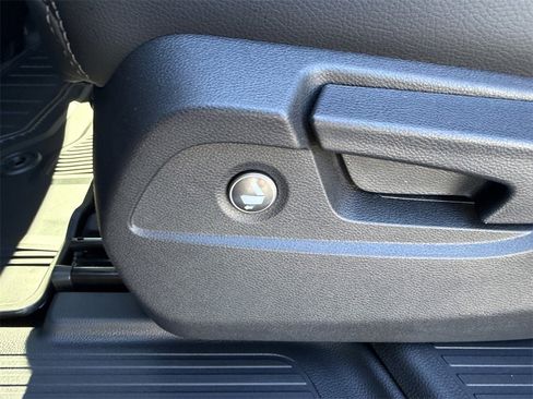 New 2025 Honda Pilot Touring image 13