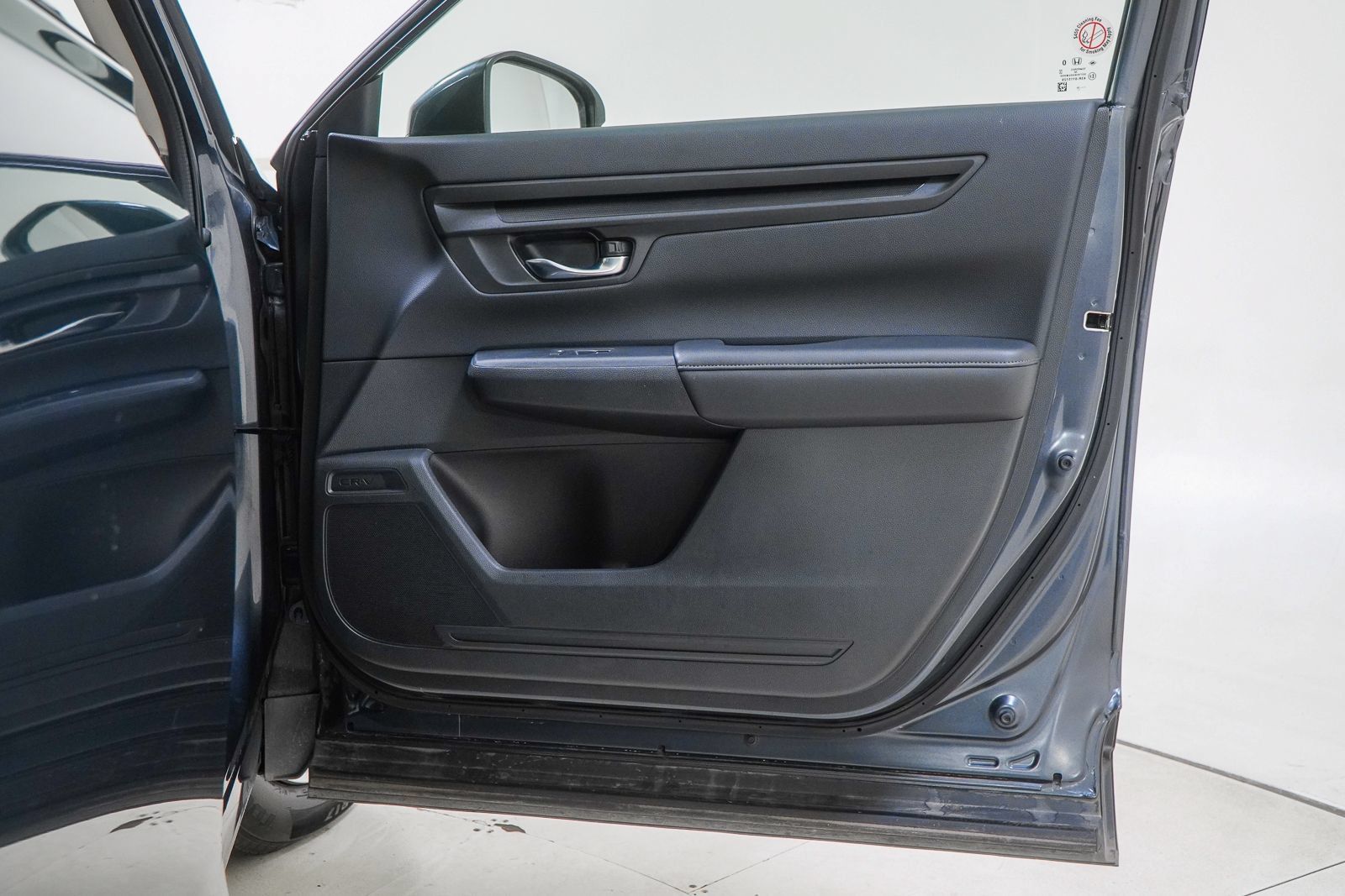Used 2025 Honda CR-V LX image 33