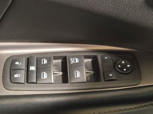 Used 2020 Dodge Journey Crossroad FWD image 27