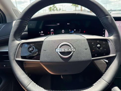 Used 2025 Nissan Murano SL AWD/4WD image 24