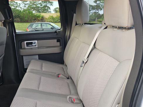 Used 2010 Ford F150 XLT image 8