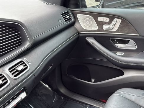 Used 2023 Mercedes-Benz GLS 450 4MATIC image 24