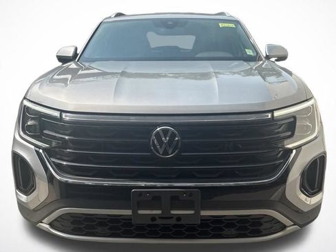 Used 2024 Volkswagen Atlas Cross Sport SE AWD/4WD image 18