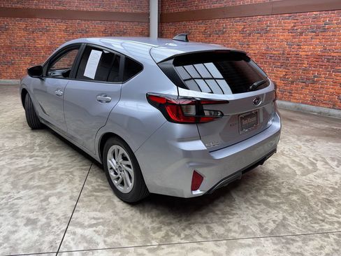 Used 2025 Subaru Impreza 2.0i AWD/4WD image 2