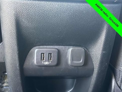 Used 2019 GMC Canyon SLE AWD/4WD image 23