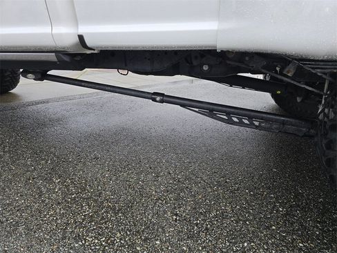 Used 2020 Ford F450 Platinum w/ Camper Package image 18