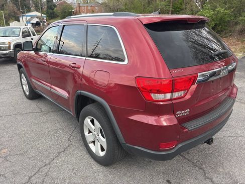 Used 2013 Jeep Grand Cherokee Laredo image 5