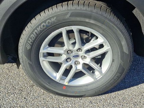 New 2026 Ford Explorer Active image 5